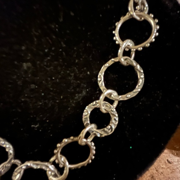 Striking 925 Sterling Silver Stamped Designer Looped Necklace. Very unique! - Picture 4 of 16
